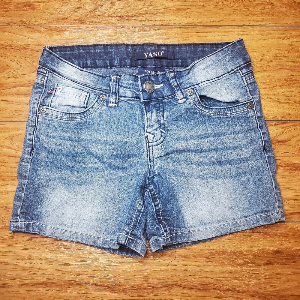 Yaso Jean Shorts sz 10